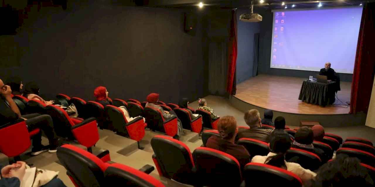 Sakarya Büyükşehir Akademi’de Film Atölyesi başladı