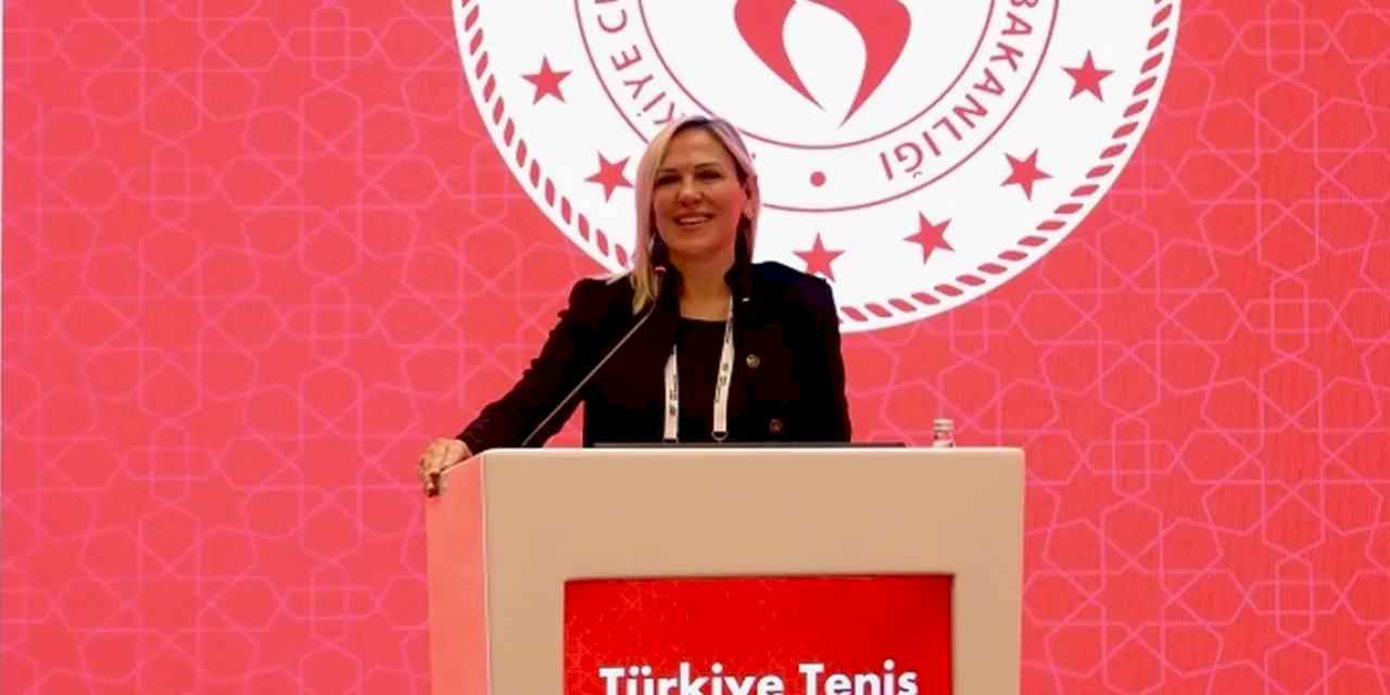 Türkiye Tenis Federasyonu Başkanı Şafak Müderrisgil oldu