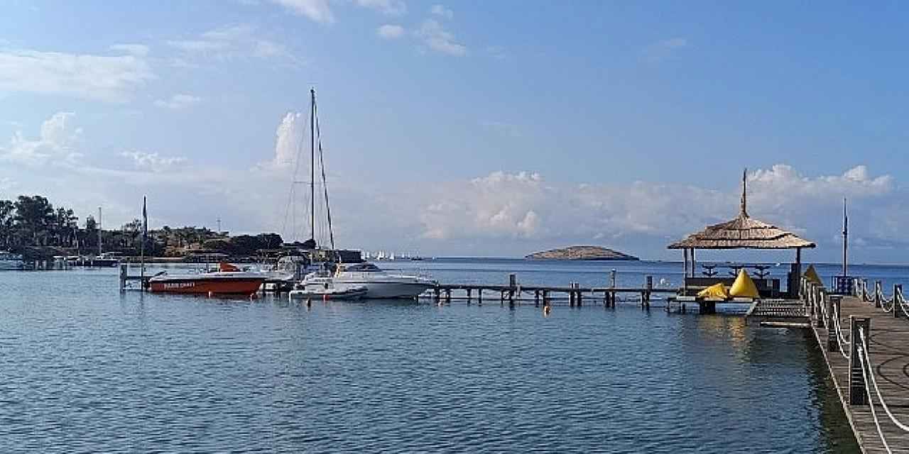 TYF Yelken Ligi Funboard Foça Yarışları rüzgar yetersizliğinden yapılamadı