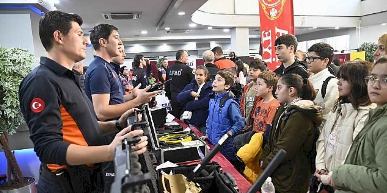 Manisa'da Afet Farkındalık Eğitimi