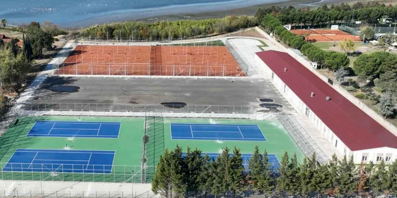 Kocaeli İzmit Tenis Merkezi'nde sona gelindi