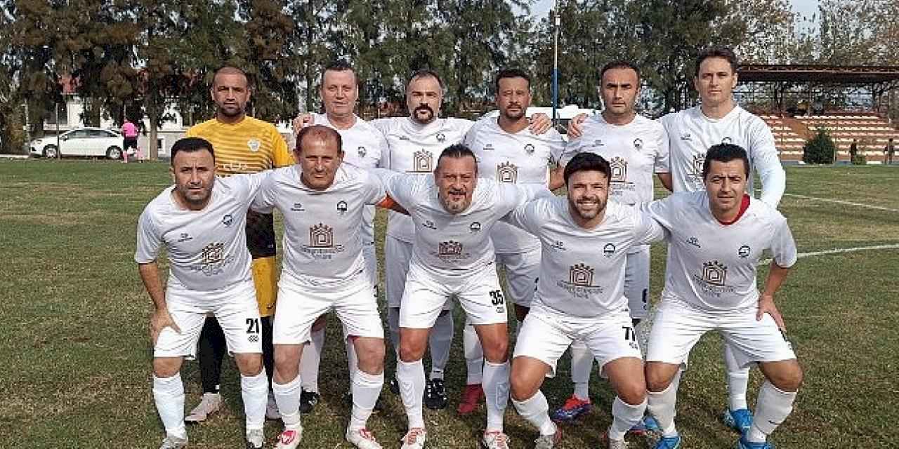 Foça Belediye Masterler Lig'de Doludizgin: Foça 5 – Tire Gücü 0