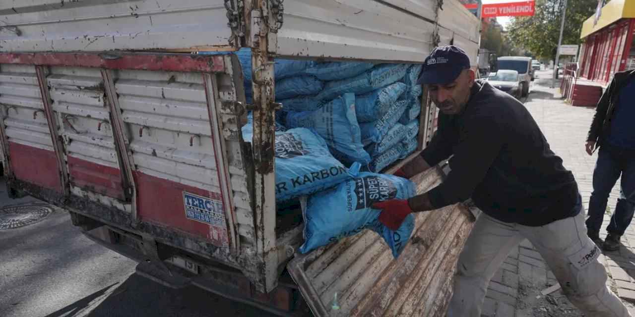 İstanbul Beylikdüzü Belediyesi’nden yakacak yardımı