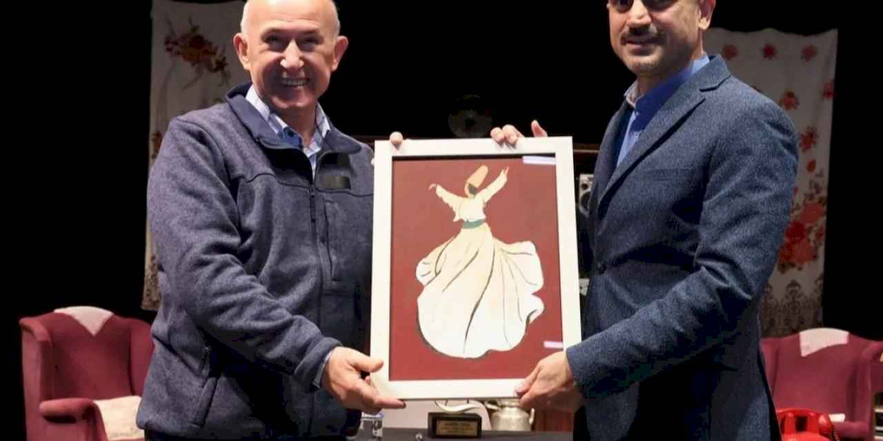 Şimşirgil: “Biz okuyan bir milletiz”