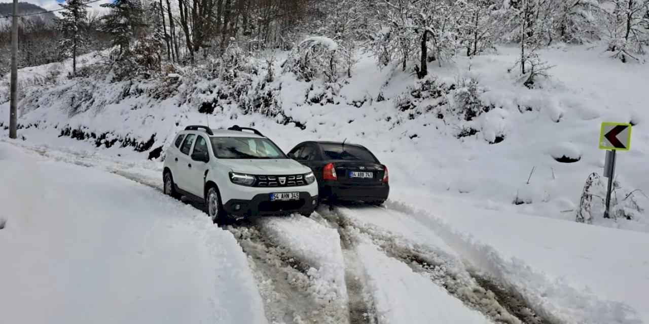 Sakarya'dan kar raporu... Kapalı grup yolu kalmadı