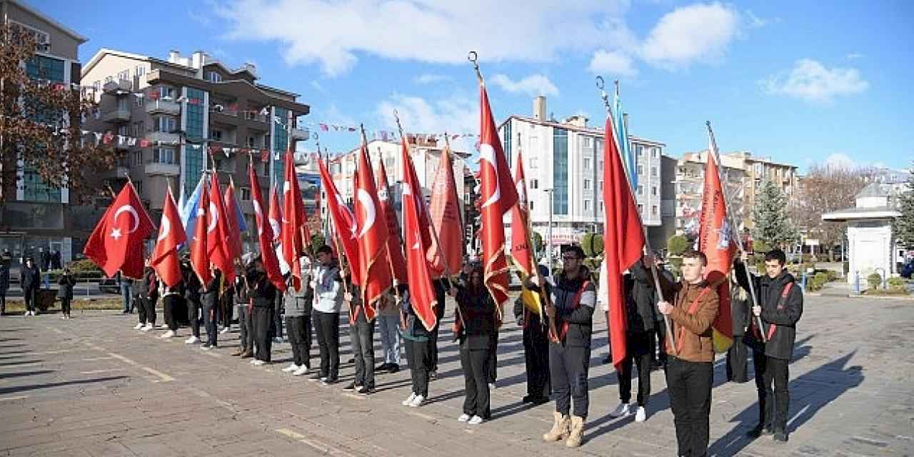 Kahramankazan'da 24 Kasım Öğretmenler Günü dolayısıyla bir takım etkinlikler düzenlendi.