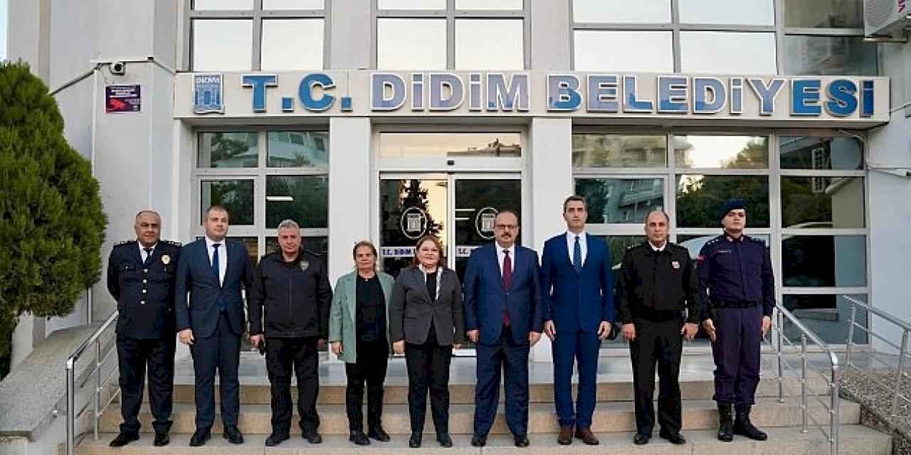 Muhtarlar İstişare Toplantısı için Didim'e gelen Aydın Valisi Yakup Canbolat, Didim Belediye Başkanı Hatice Gençay'ı ziyaret etti.