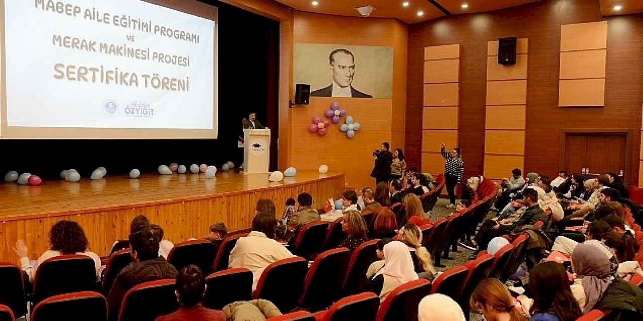 Yenişehir Belediyesi anne ve baba eğitimlerini sürdürüyor