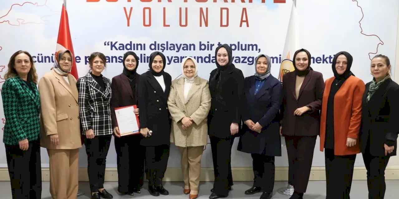 AK Parti Kadın Kolları'ndan 10 ilde bayrak değişimi