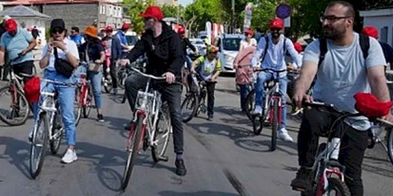 İzmir trafiğine 'Bisiklet Sürüş Etkinliği' ayarı