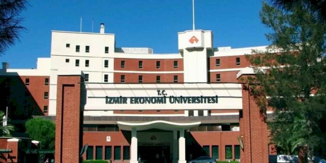 İzmir Ekonomi Üniversitesi'nde yetersiz kütüphane imza toplattı