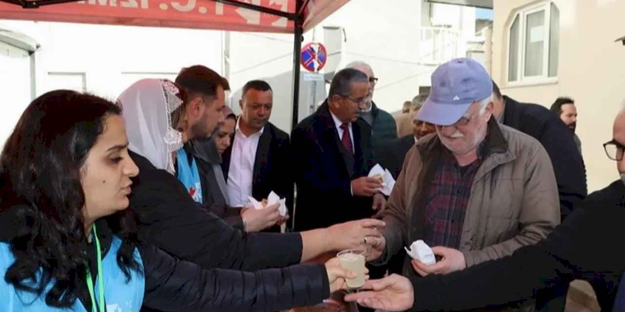 Kocaeli İzmit Belediyesi Tepecik Camii cemaati ile buluştu