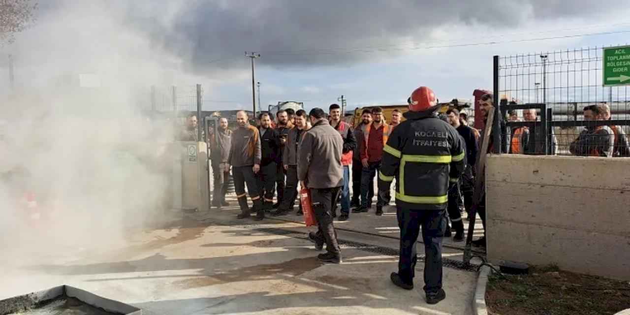 Kocaeli Büyükşehir İtfaiyesi'nde eğitimler tam gaz