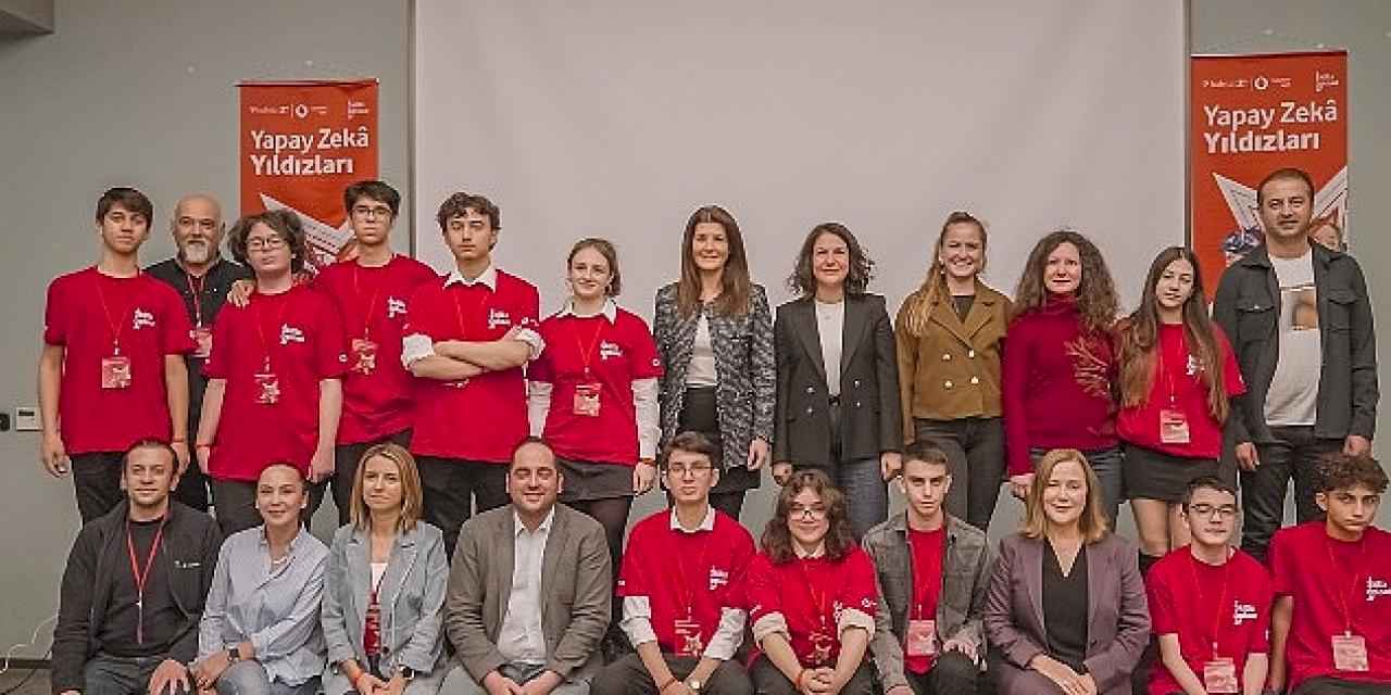 Vodafone Vakfı'nın Global Hackathonu'nda Çocuk ve Gençler, Yarının Şehirleri İçin Fikir Üretti