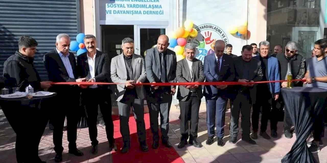 Mardin Engelliler Derneği'ne görkemli açılış