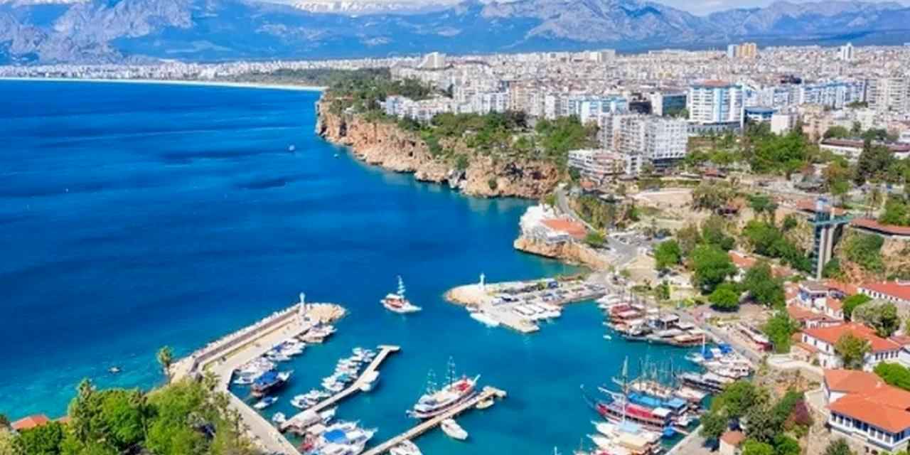 Antalya'ya D-8'den tescilli ödül