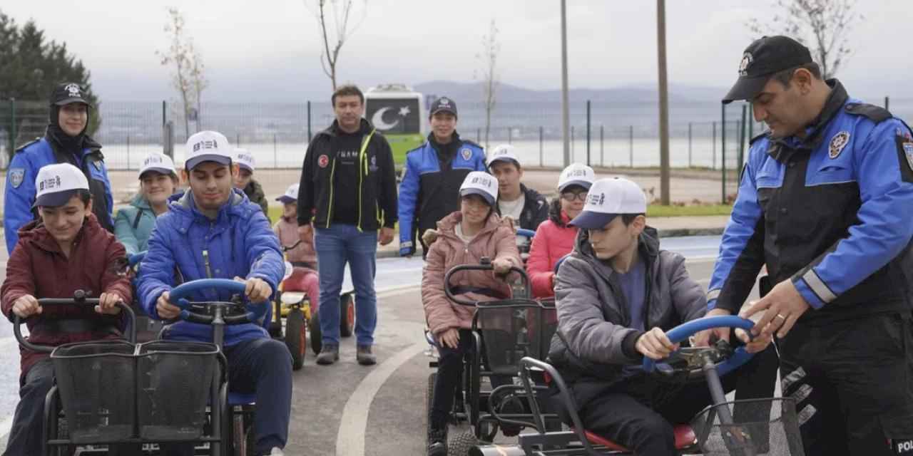 Kocaeli Trafik Parkı’nda eğitim ve eğlence bir arada