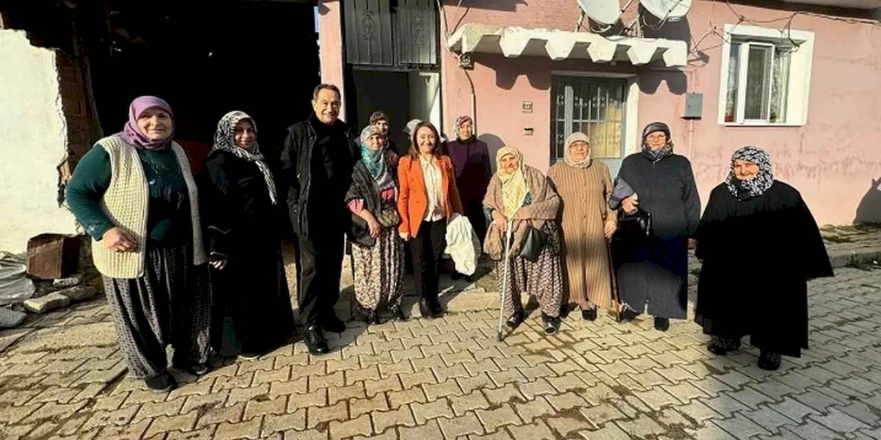 Dr. Feridun Kunak Pazaryeri’nde kapı kapı şifa dağıttı