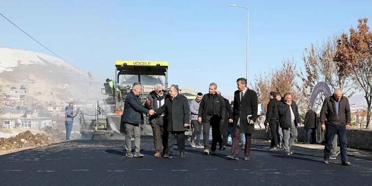 Kayseri Talas'ta Kepez yoluna asfalt