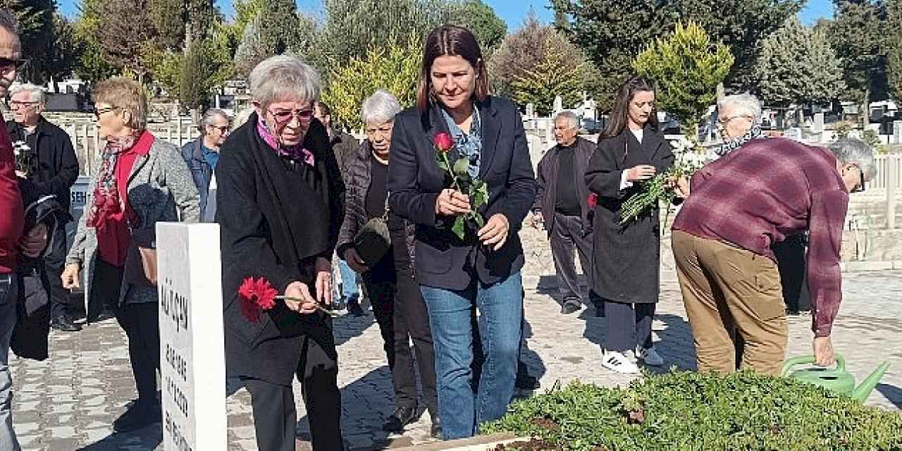 Ali İlçan ölümünün ikinci yılında Foça'da anıldı