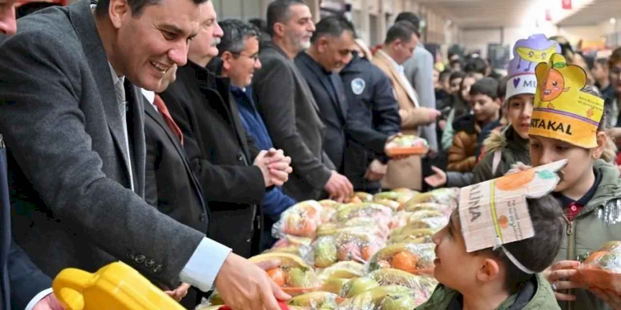 Manisa'da 'Yerli Malı' halde kutlandı