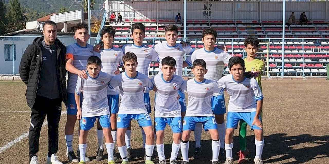 Kemer U14 takımı Kepez'le 1-1 berabere kaldı