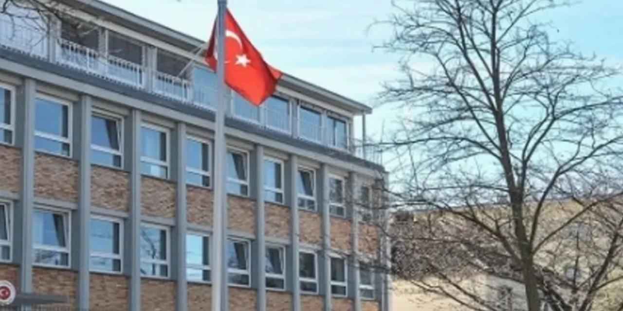 Almanya'da başkonsolosluk binasına işgal girişimi