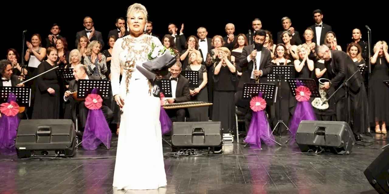 Bursa Nilüfer’de TSM Korosu’ndan muhteşem konser