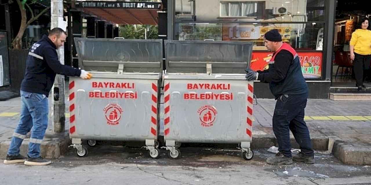 Bayraklı'da çöp konteynerleri yenileniyor