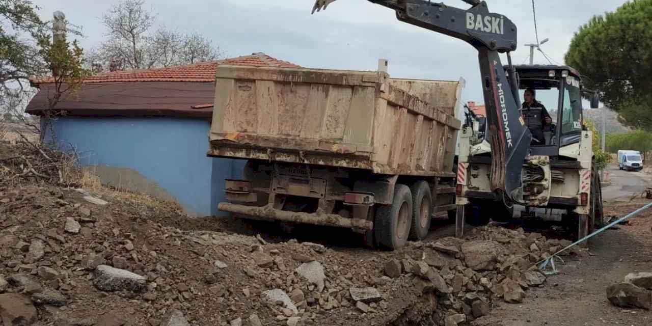 BASKİ Ayvalık'ta çalışmalarına devam ediyor