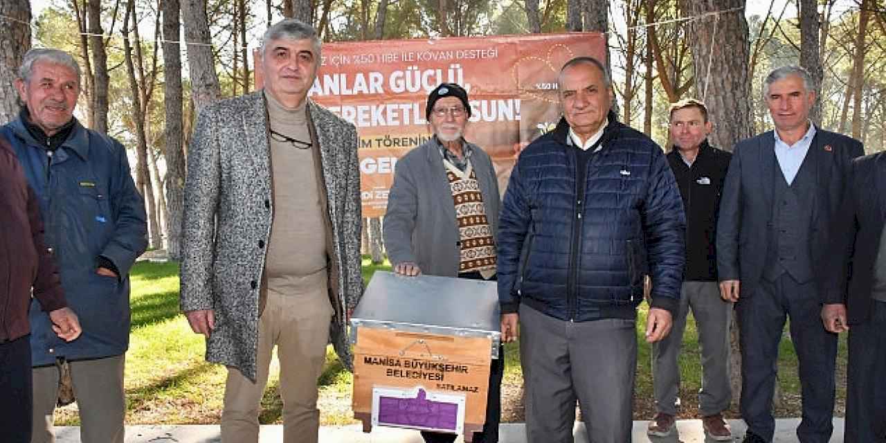 2 Bin Arı Kovanı Üreticiyle Buluştu