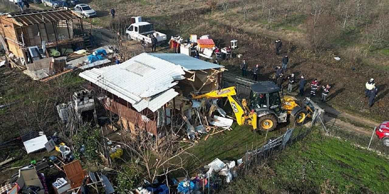 Kaçak Yapılar Bir Bir Ortadan Kaldırılıyor