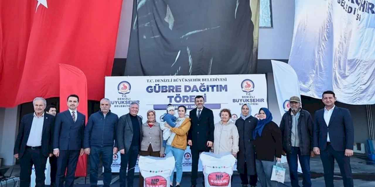 Denizli Büyükşehir üreticinin yüzünü güldürmeye devam ediyor