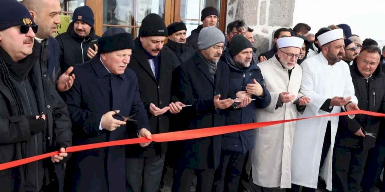 Pir Ali Baba Türbesi hizmete açıldı