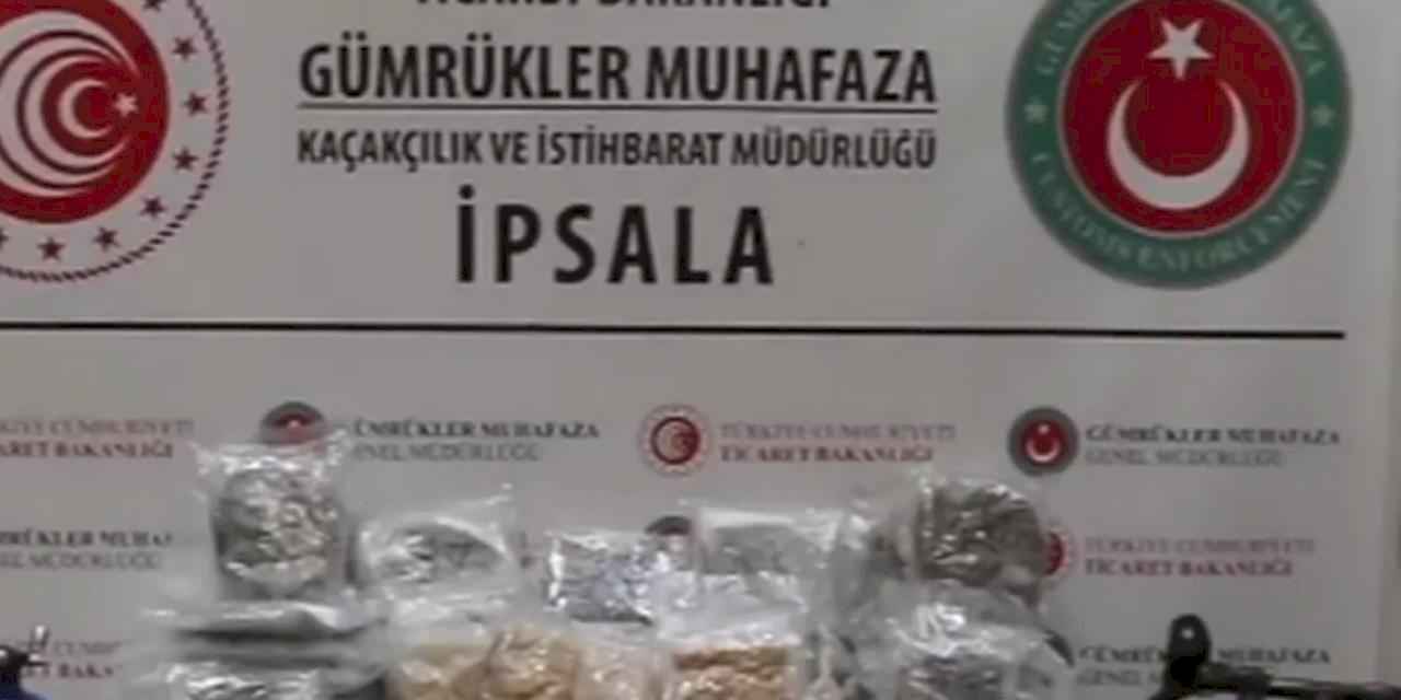 Gümrük ekipleri zehir tacirlerine geçit vermedi