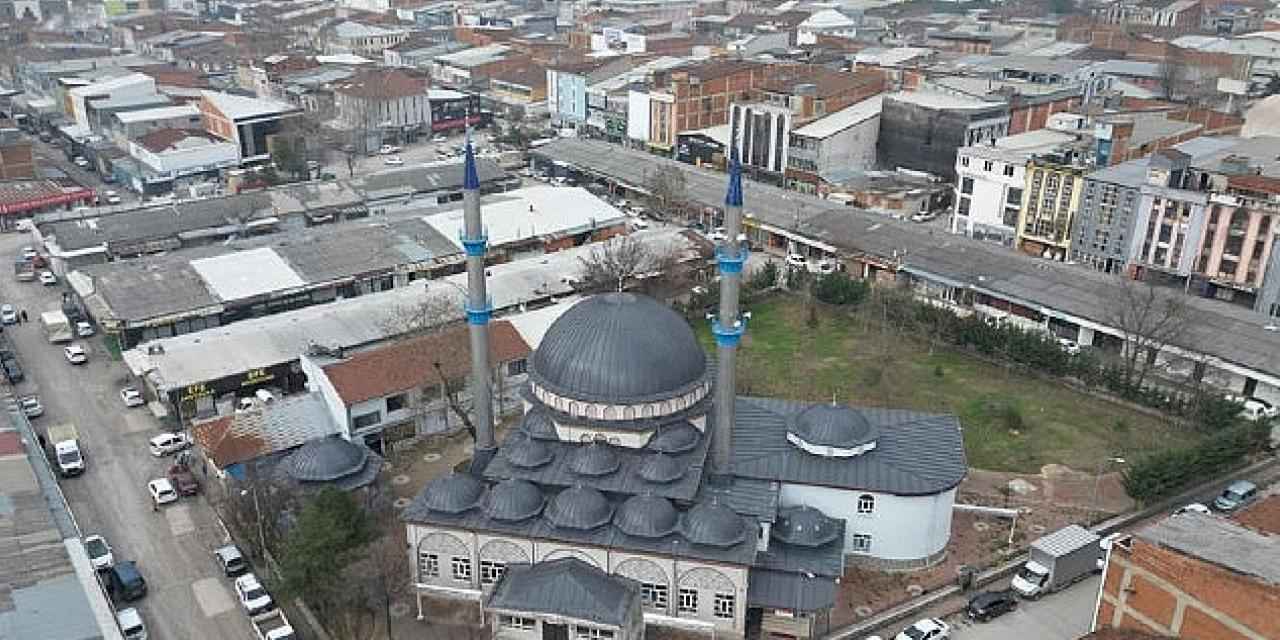 İnegöl Belediyesi'nden Çeyrek Asırlık Kandil Geleneğine Katkı