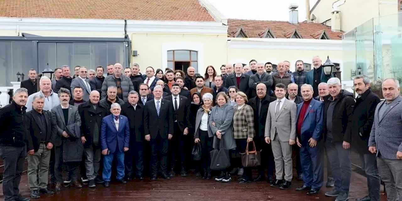 Bursa Mudanya'da muhtarlarla ortak akıl toplantısı