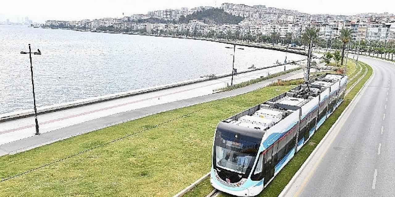 İzmir Büyükşehir Belediyesi Toplu ulaşıma yılbaşı ayarı