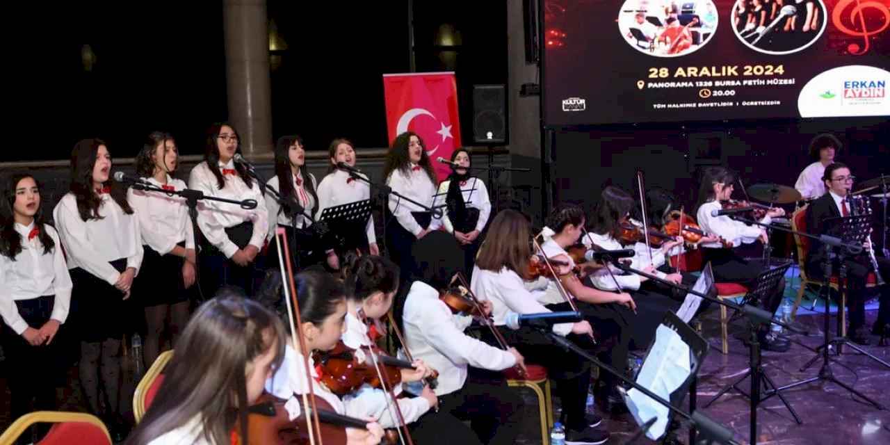 Bursa Osmangazi'de Gençlik Orkestrası'ndan yeni yıl konseri