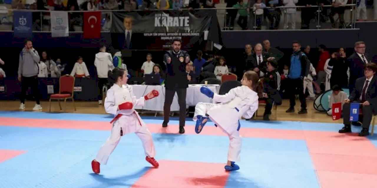 Kocaeli'de karate resitali yaşandı