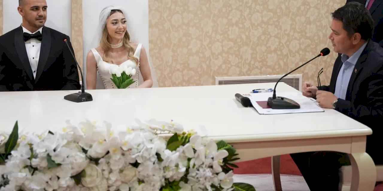 Bursa Osmangazi’de 1 yılda 6 bin 636 nikah kıyıldı