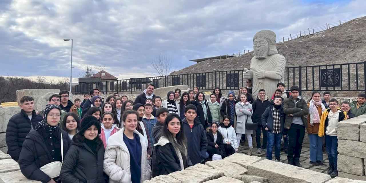 Malatya'da gençlere kültür bilinci aşılanıyor