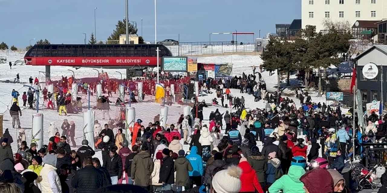 Erciyes Kayak Merkezi doldu taştı!